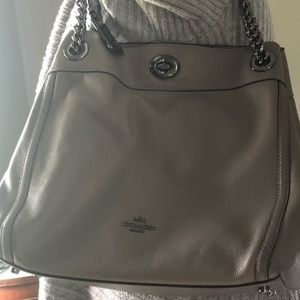 Authentic Coach shoulder bag, color Fog , gunmetal hardware.